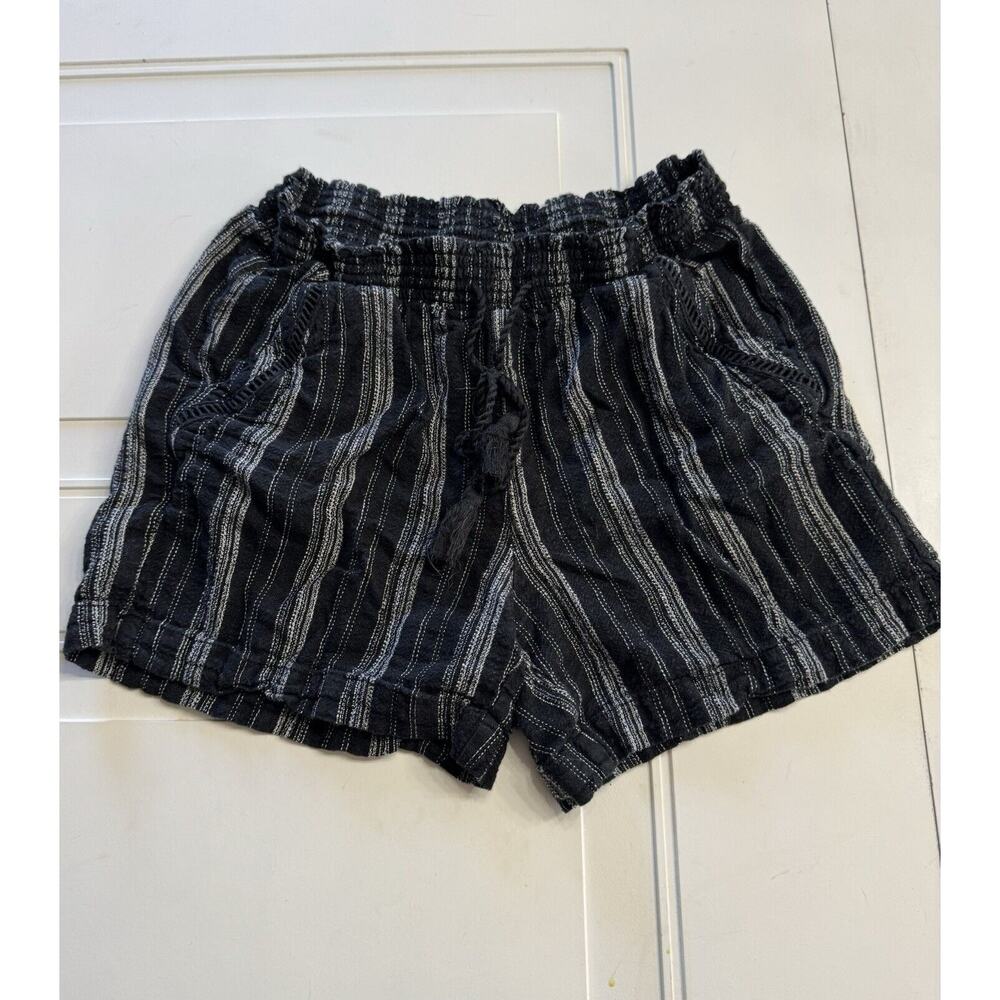 Briggs Shorts Women’s Medium Black Striped Elastic Waist Pockets Linen Blend